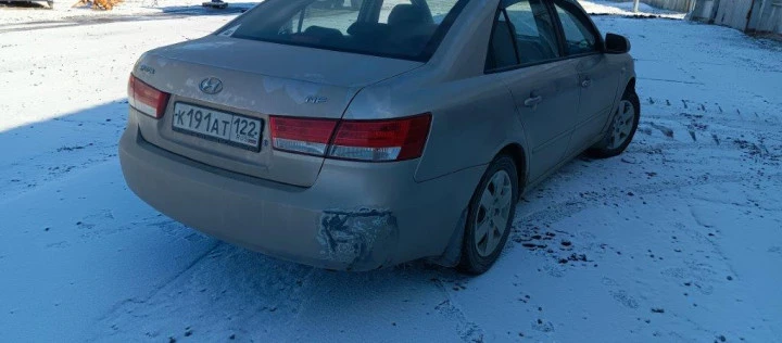 Легковой Hyundai NF